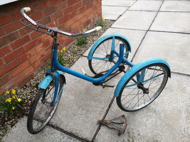 raleigh tricycle vintage